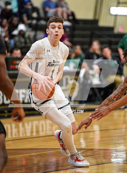 Thumbnail 3 in Rudder vs LBJ Austin (UIL 5A Reg III Area Playoff) photogallery.
