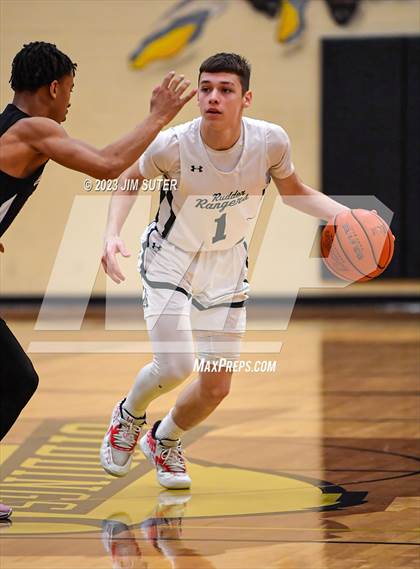 Thumbnail 1 in Rudder vs LBJ Austin (UIL 5A Reg III Area Playoff) photogallery.