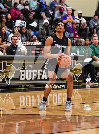 Thumbnail 1 in Rudder vs LBJ Austin (UIL 5A Reg III Area Playoff) photogallery.