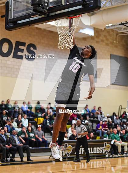 Thumbnail 2 in Rudder vs LBJ Austin (UIL 5A Reg III Area Playoff) photogallery.