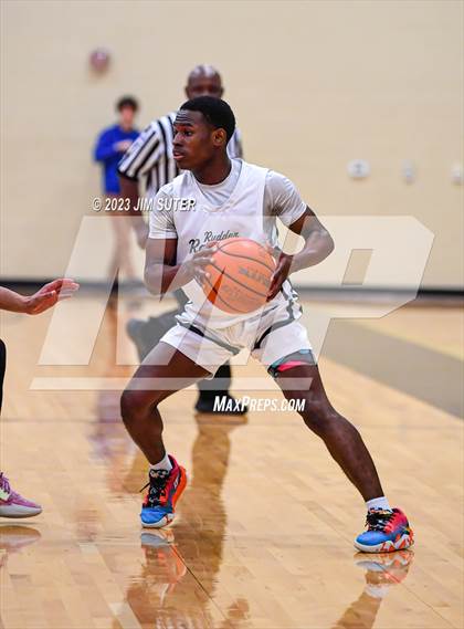 Thumbnail 1 in Rudder vs LBJ Austin (UIL 5A Reg III Area Playoff) photogallery.