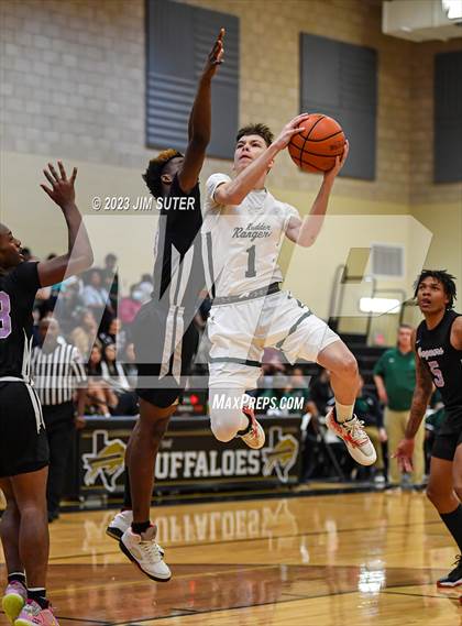 Thumbnail 3 in Rudder vs LBJ Austin (UIL 5A Reg III Area Playoff) photogallery.