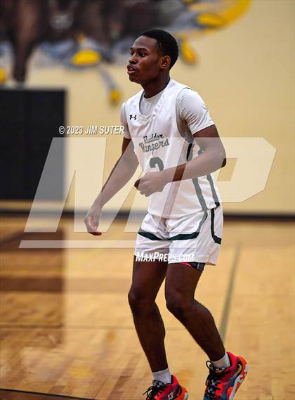 Thumbnail 1 in Rudder vs LBJ Austin (UIL 5A Reg III Area Playoff) photogallery.