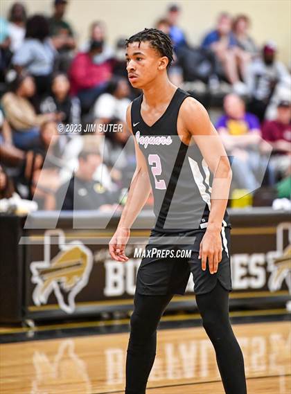 Thumbnail 3 in Rudder vs LBJ Austin (UIL 5A Reg III Area Playoff) photogallery.