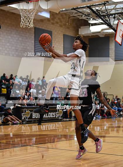 Thumbnail 1 in Rudder vs LBJ Austin (UIL 5A Reg III Area Playoff) photogallery.