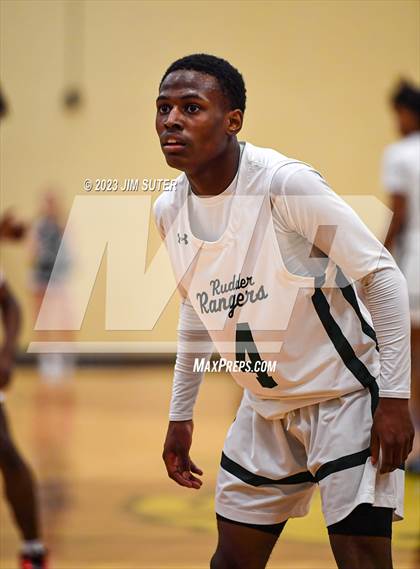 Thumbnail 1 in Rudder vs LBJ Austin (UIL 5A Reg III Area Playoff) photogallery.