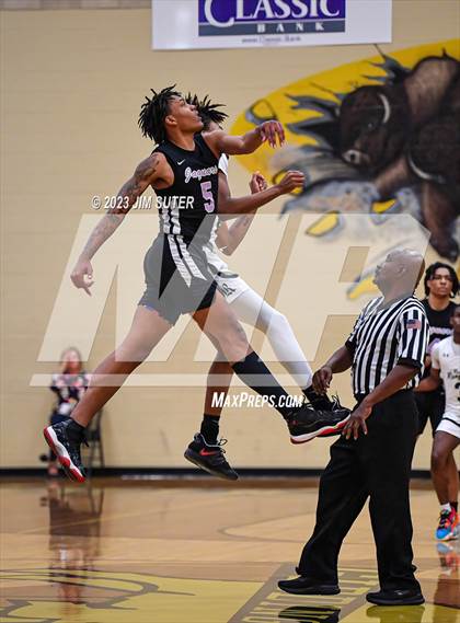 Thumbnail 1 in Rudder vs LBJ Austin (UIL 5A Reg III Area Playoff) photogallery.