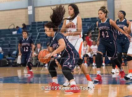 Thumbnail 3 in Roosevelt vs. Burbank (SAISD Tournament) photogallery.