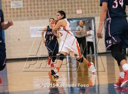 Thumbnail 3 in Roosevelt vs. Burbank (SAISD Tournament) photogallery.