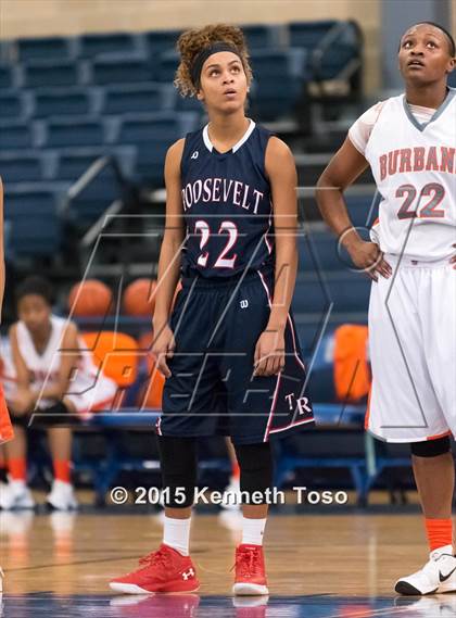 Thumbnail 1 in Roosevelt vs. Burbank (SAISD Tournament) photogallery.