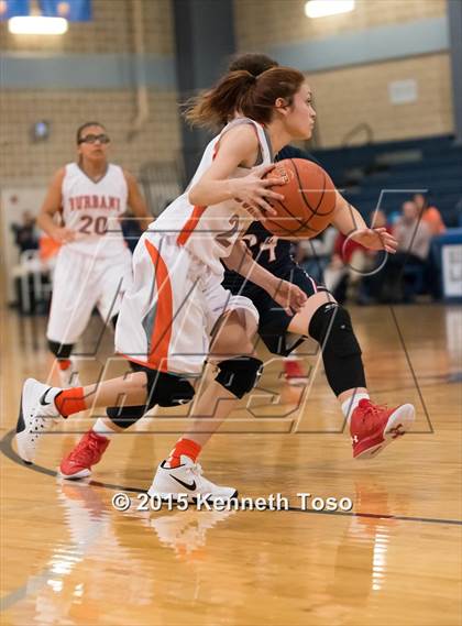 Thumbnail 3 in Roosevelt vs. Burbank (SAISD Tournament) photogallery.
