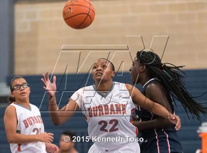 Thumbnail 2 in Roosevelt vs. Burbank (SAISD Tournament) photogallery.