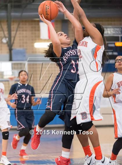Thumbnail 1 in Roosevelt vs. Burbank (SAISD Tournament) photogallery.