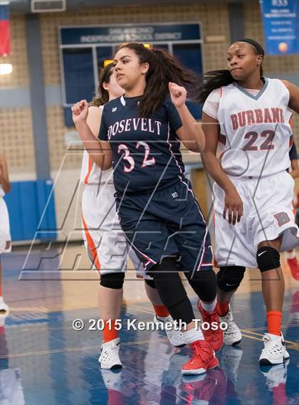 Thumbnail 1 in Roosevelt vs. Burbank (SAISD Tournament) photogallery.