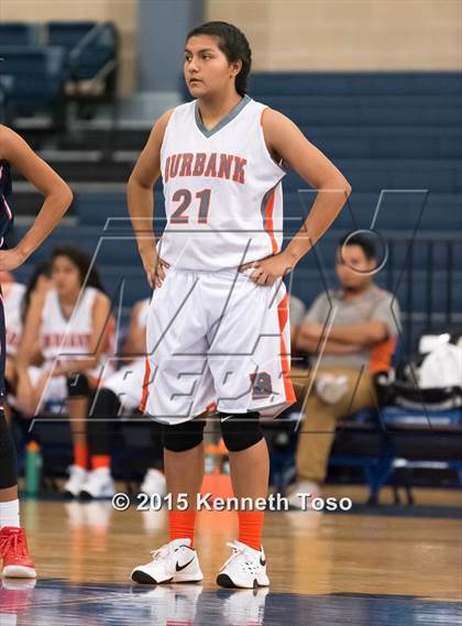 Thumbnail 2 in Roosevelt vs. Burbank (SAISD Tournament) photogallery.