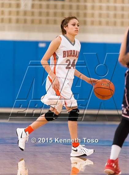 Thumbnail 2 in Roosevelt vs. Burbank (SAISD Tournament) photogallery.