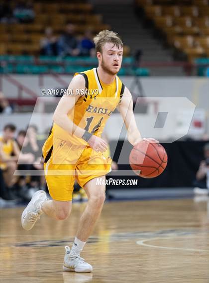 Thumbnail 1 in Longmont vs. Pueblo East (CHSAA 4A Final Four) photogallery.