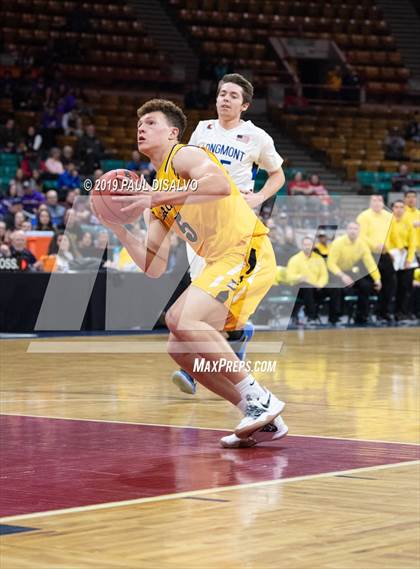 Thumbnail 3 in Longmont vs. Pueblo East (CHSAA 4A Final Four) photogallery.