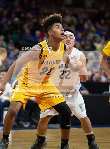 Thumbnail 2 in Longmont vs. Pueblo East (CHSAA 4A Final Four) photogallery.