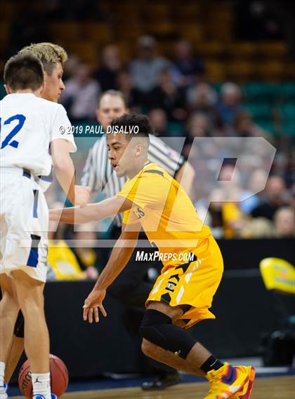 Thumbnail 2 in Longmont vs. Pueblo East (CHSAA 4A Final Four) photogallery.