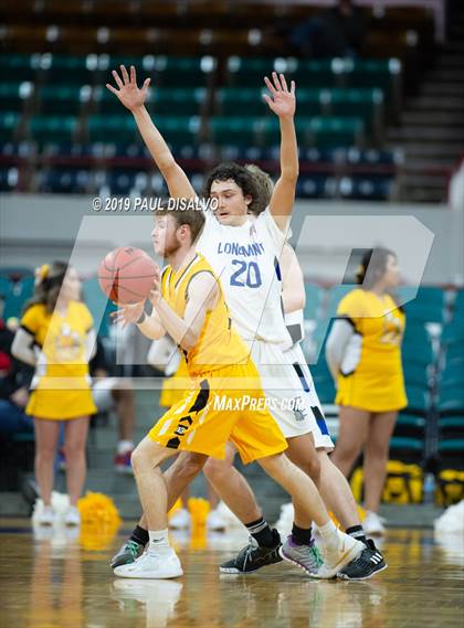 Thumbnail 1 in Longmont vs. Pueblo East (CHSAA 4A Final Four) photogallery.