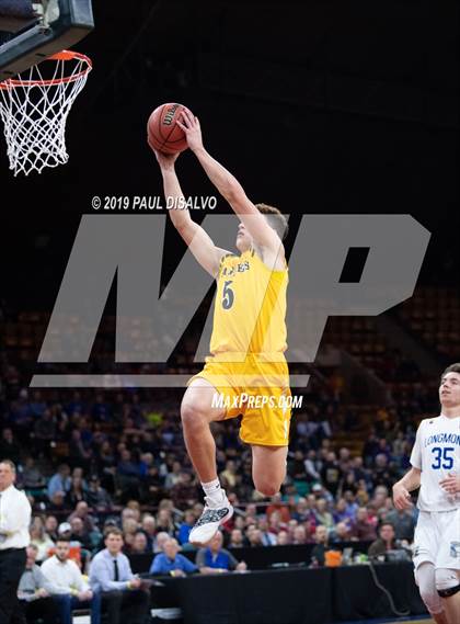Thumbnail 1 in Longmont vs. Pueblo East (CHSAA 4A Final Four) photogallery.