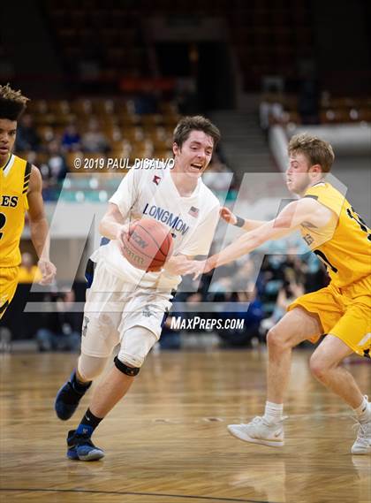 Thumbnail 3 in Longmont vs. Pueblo East (CHSAA 4A Final Four) photogallery.