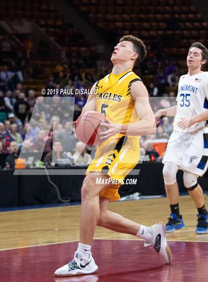 Thumbnail 3 in Longmont vs. Pueblo East (CHSAA 4A Final Four) photogallery.