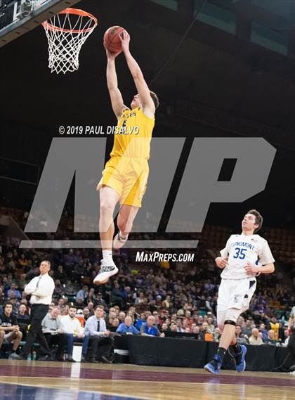 Thumbnail 1 in Longmont vs. Pueblo East (CHSAA 4A Final Four) photogallery.