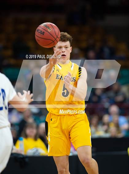Thumbnail 2 in Longmont vs. Pueblo East (CHSAA 4A Final Four) photogallery.