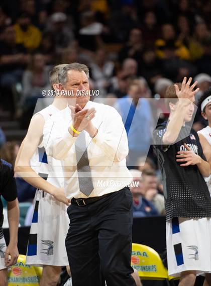 Thumbnail 1 in Longmont vs. Pueblo East (CHSAA 4A Final Four) photogallery.