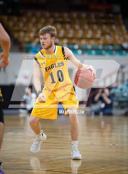 Thumbnail 2 in Longmont vs. Pueblo East (CHSAA 4A Final Four) photogallery.
