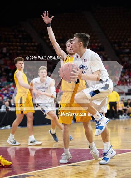 Thumbnail 1 in Longmont vs. Pueblo East (CHSAA 4A Final Four) photogallery.