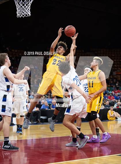 Thumbnail 2 in Longmont vs. Pueblo East (CHSAA 4A Final Four) photogallery.