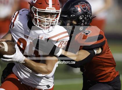 Thumbnail 1 in Triad @ Centralia (IHSA 5A First Round Playoffs) photogallery.
