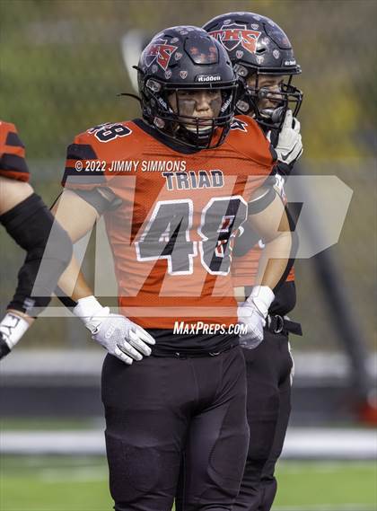 Thumbnail 2 in Triad @ Centralia (IHSA 5A First Round Playoffs) photogallery.