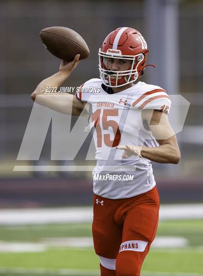 Thumbnail 3 in Triad @ Centralia (IHSA 5A First Round Playoffs) photogallery.