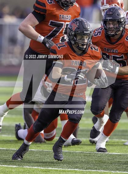 Thumbnail 1 in Triad @ Centralia (IHSA 5A First Round Playoffs) photogallery.