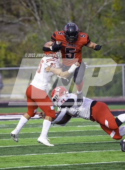 Thumbnail 2 in Triad @ Centralia (IHSA 5A First Round Playoffs) photogallery.