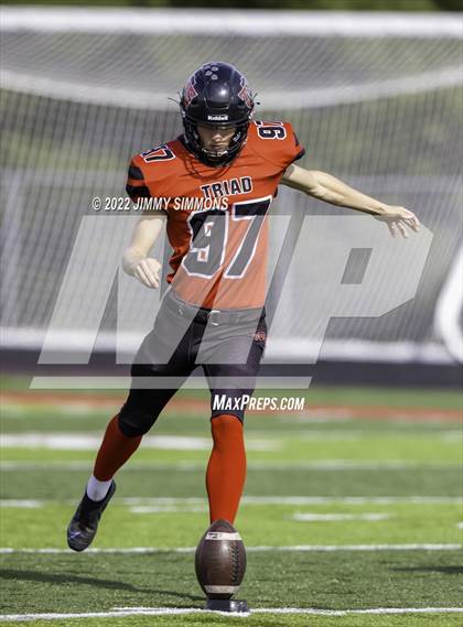 Thumbnail 1 in Triad @ Centralia (IHSA 5A First Round Playoffs) photogallery.