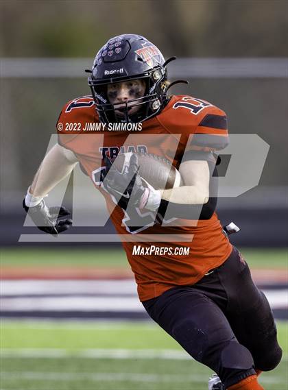 Thumbnail 2 in Triad @ Centralia (IHSA 5A First Round Playoffs) photogallery.