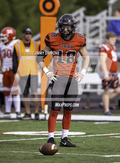 Thumbnail 2 in Triad @ Centralia (IHSA 5A First Round Playoffs) photogallery.