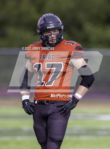 Thumbnail 3 in Triad @ Centralia (IHSA 5A First Round Playoffs) photogallery.