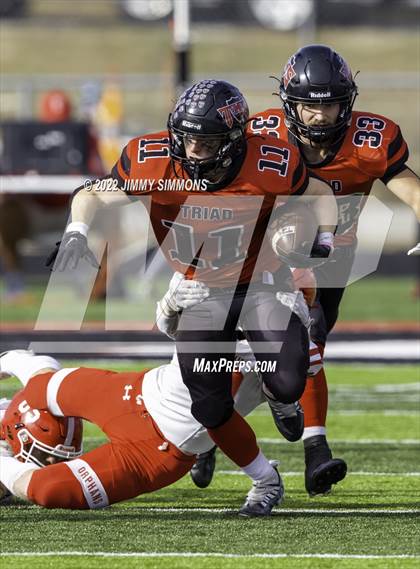 Thumbnail 3 in Triad @ Centralia (IHSA 5A First Round Playoffs) photogallery.