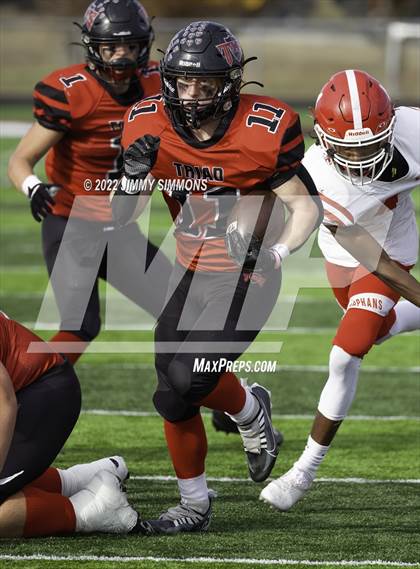 Thumbnail 2 in Triad @ Centralia (IHSA 5A First Round Playoffs) photogallery.