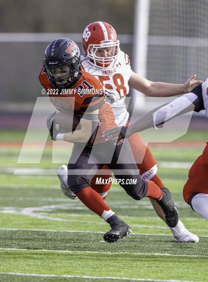 Thumbnail 3 in Triad @ Centralia (IHSA 5A First Round Playoffs) photogallery.
