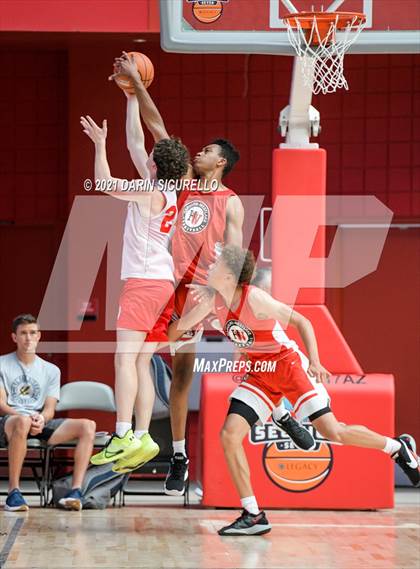 Thumbnail 3 in Harvard-Westlake vs  Campolindo (Section 7 Arizona Tournament) photogallery.