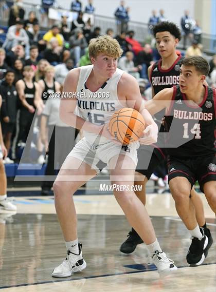 Thumbnail 3 in Springdale vs. Har-Ber photogallery.