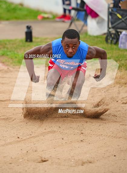 Thumbnail 1 in Dave Bethany Relays (Triple Jump) photogallery.