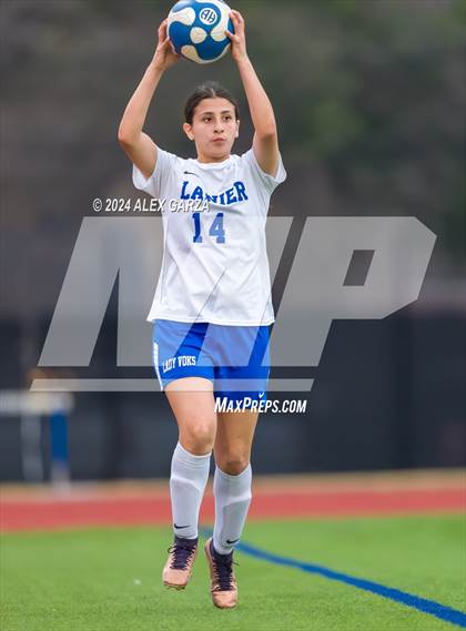 Thumbnail 2 in Lanier @ Alamo Heights photogallery.